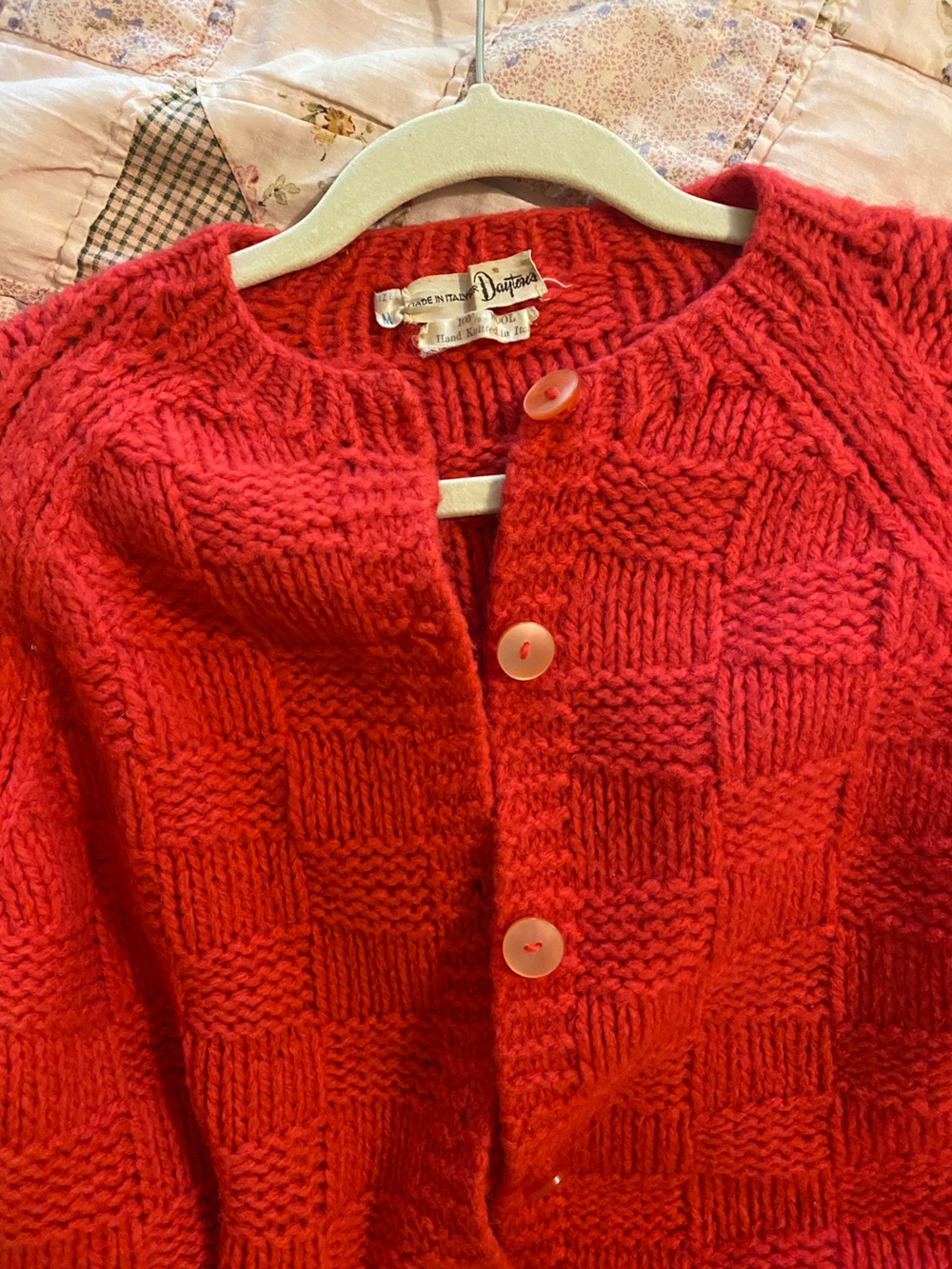 Vintage 1950s hand knit pink sweater 100% wool